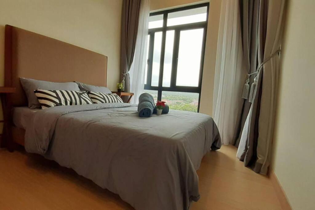 Casa Raudhah @ Timurbay Seafront Residence Kampung Sungai Karang Dış mekan fotoğraf