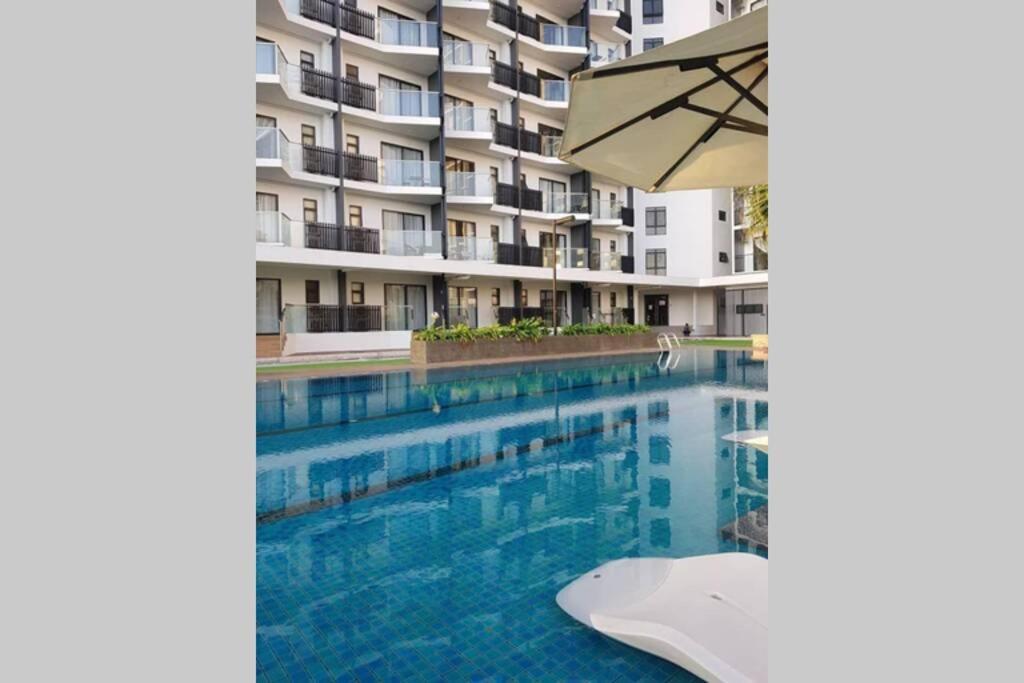 Casa Raudhah @ Timurbay Seafront Residence Kampung Sungai Karang Dış mekan fotoğraf